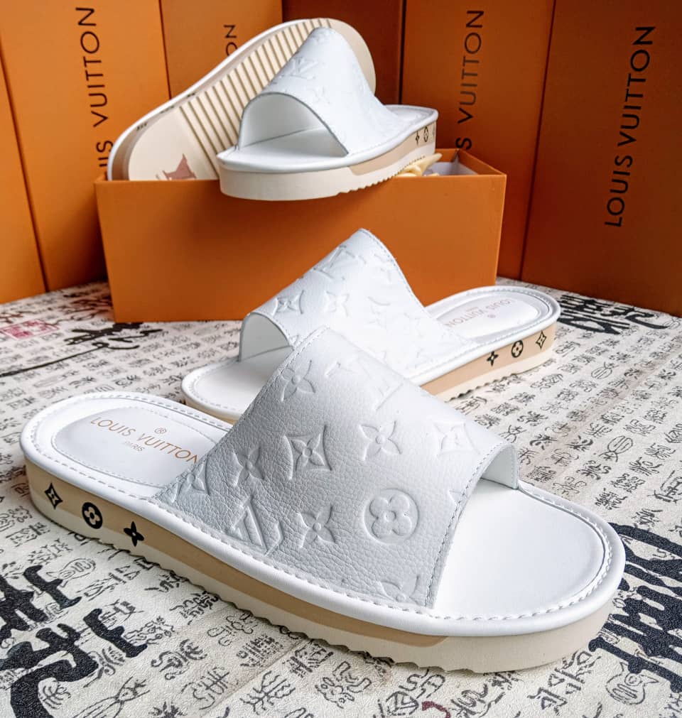 Komback  Louis Vuitton Mba Pam Slippers