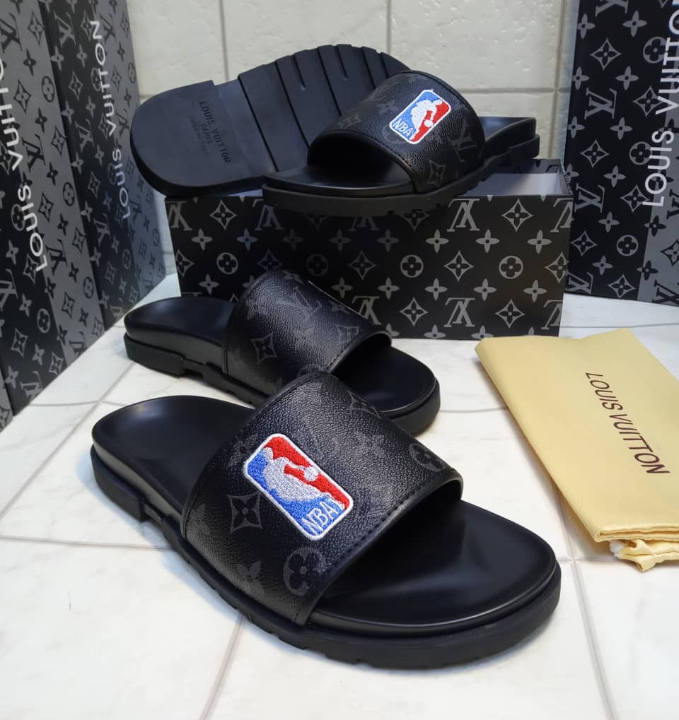 Komback Louis Vuitton Mba Pam Slippers For Sale In Nigeria