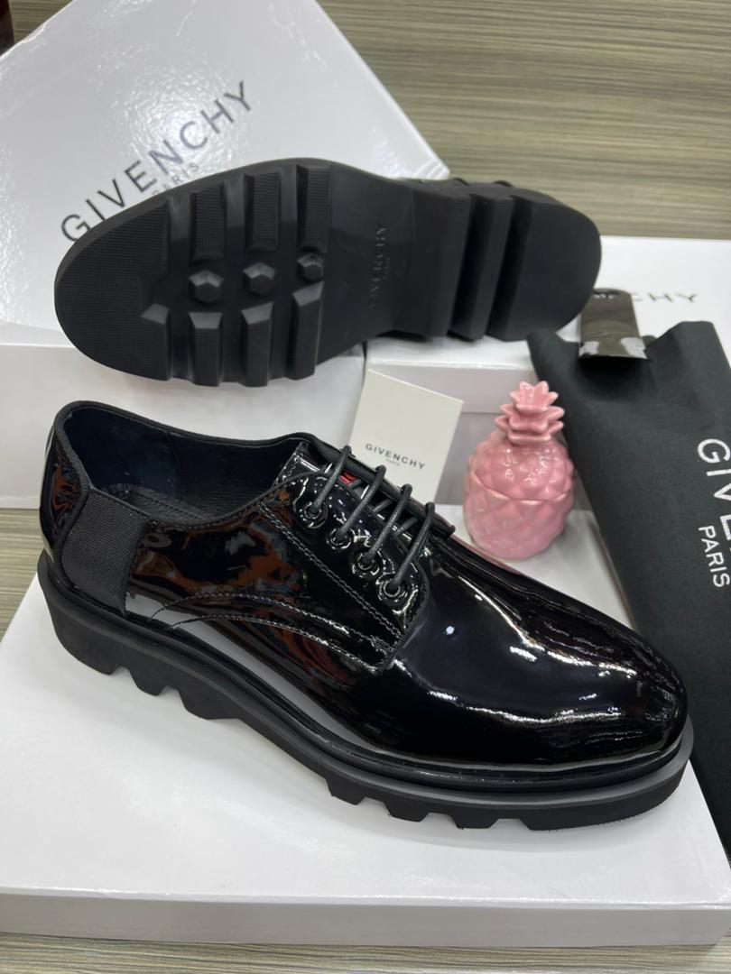 givenchy sneakers 2021