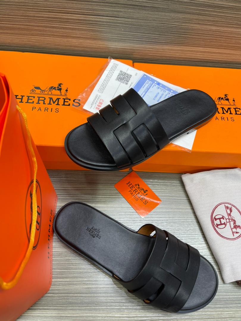 Komback Hermes Slippers For Men In Lagos